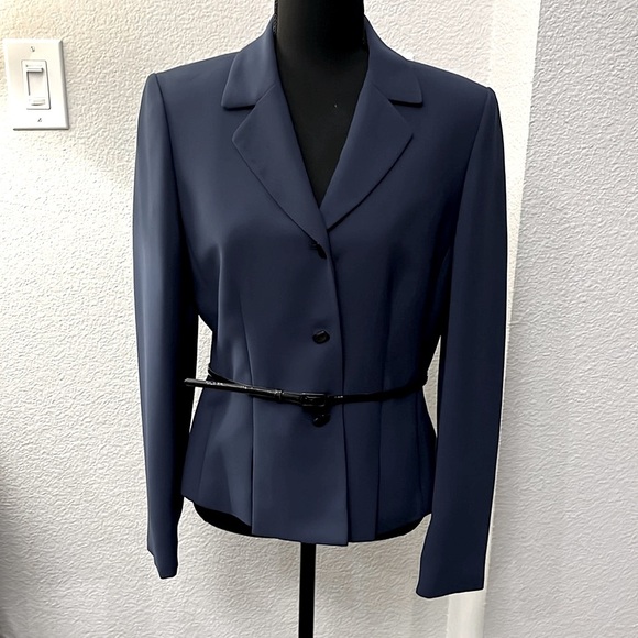 EUC Tahari Royal Navy Blue Lined Blazer Peplum Jacket w Black Patent Skinny Belt - Picture 2 of 12